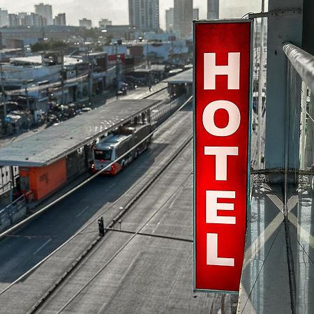 Hotel Bazurto Plaza Cartagena Exteriör bild