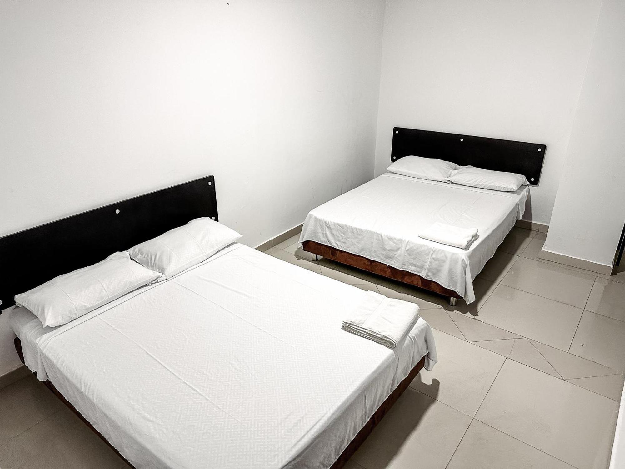 Hotel Bazurto Plaza Cartagena Exteriör bild